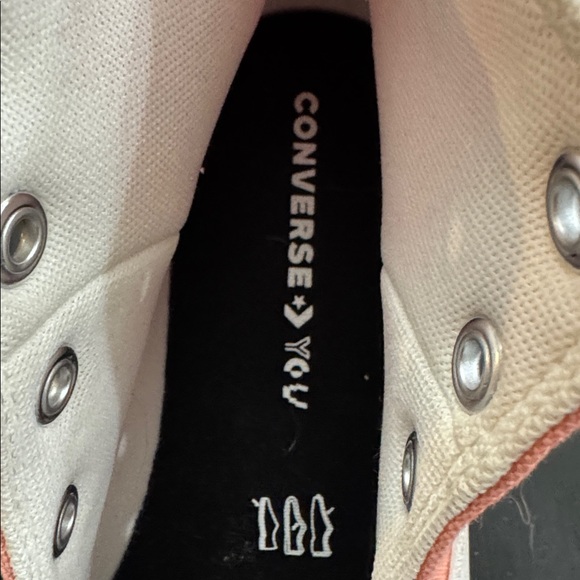 converse. high tops. platform. size women’s 8. peach colored. - Picture 4 of 6